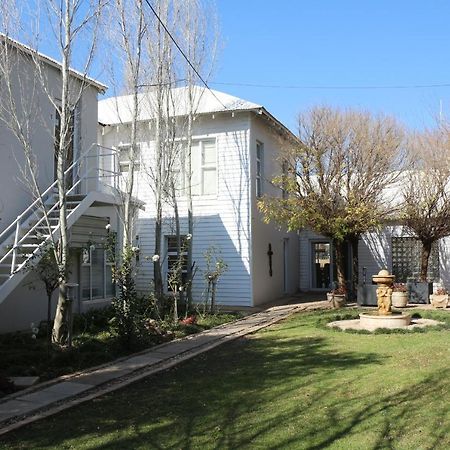 Indigo Moon Guesthouse Lichtenburg Exterior foto