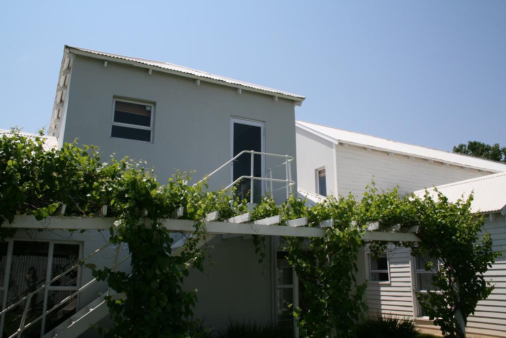 Indigo Moon Guesthouse Lichtenburg Exterior foto